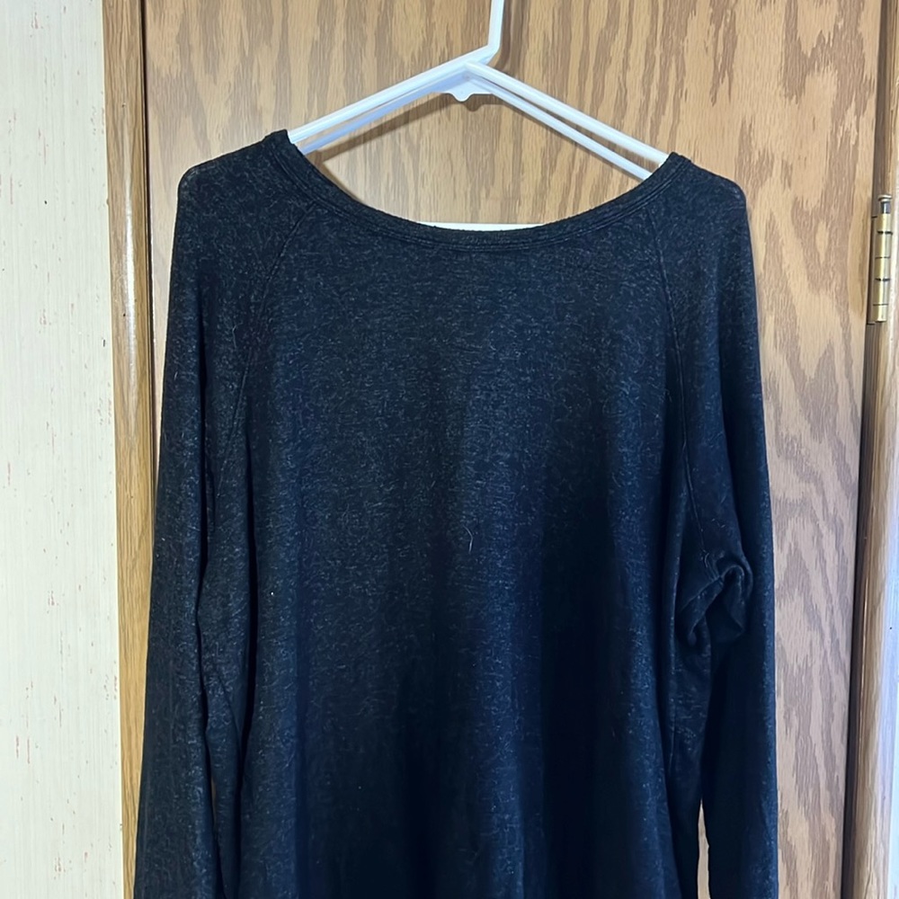 Women black sweater